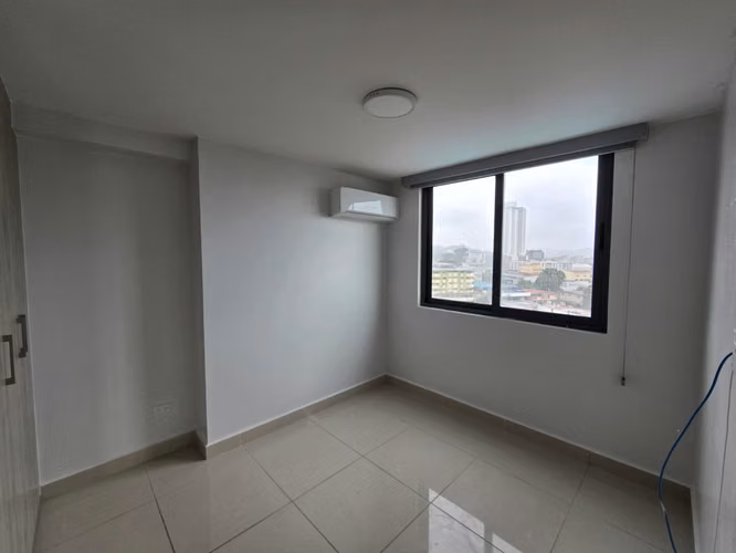 Alquiler de apartamento en Parque Lefevre - Imagen 7