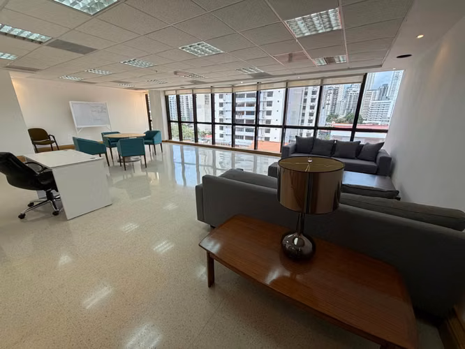 Piso Completo de Oficinas en Alquiler en Calle 50 | 938 m² - Imagen 6