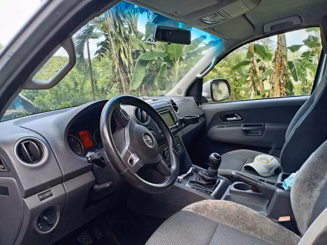 Título: Volkswagen Amarok 2013 – ¡Lista para trabajar!