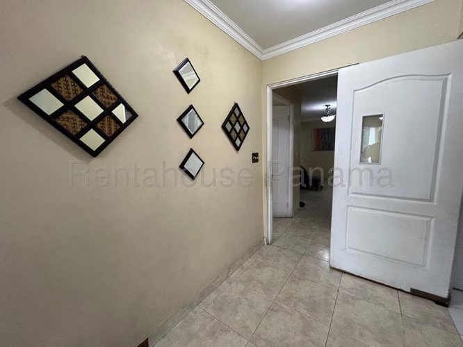 Venta de Apartamento en PH Oceania, Edison Park*