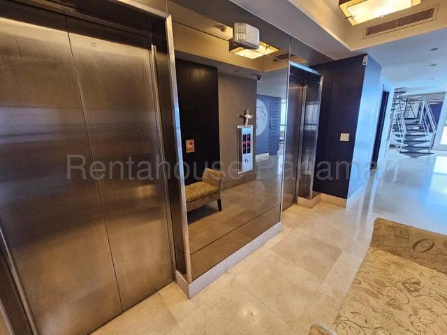J1959GRR Venta de Apartamento en Coco del Mar