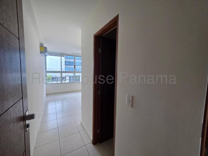 Apartamento en Venta en Costa del Este | 172 m² *