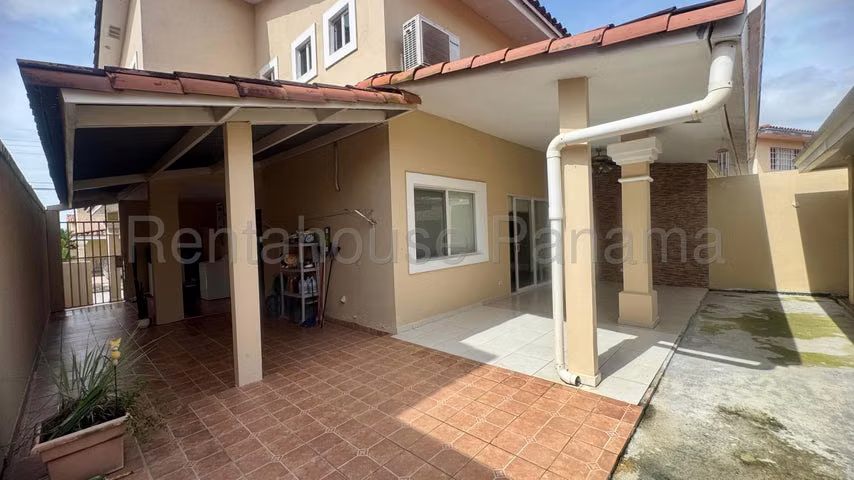 Venta de Casa en Brisas del Golf
