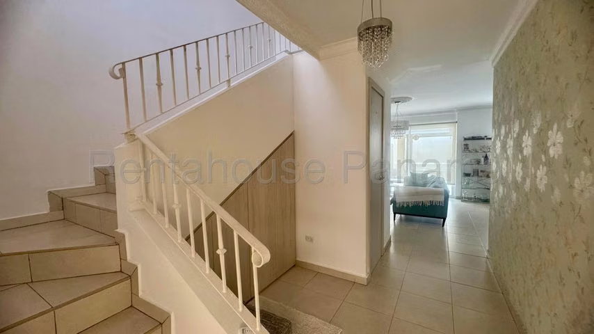 Venta de Casa en Brisas del Golf