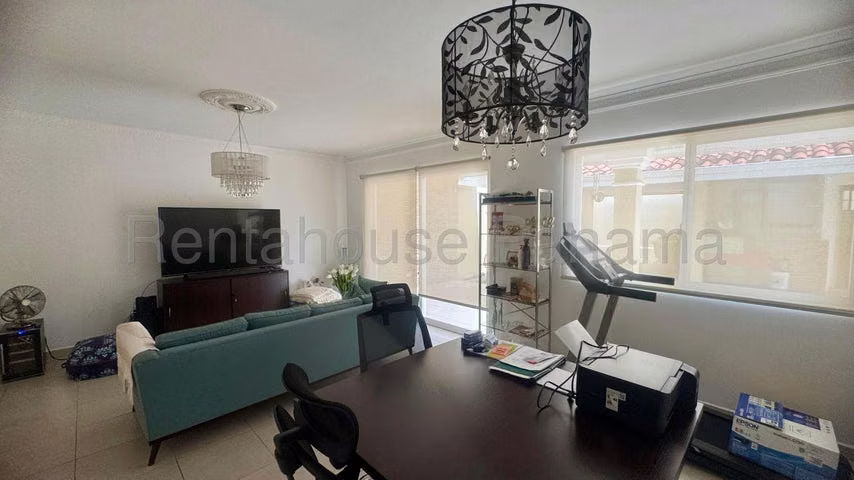 Venta de Casa en Brisas del Golf