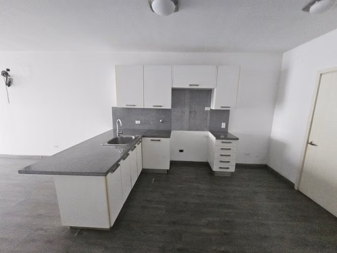 Venta Apartamento con Vista al Mar en PH White - Avenida Balboa. Haga una oferta - Imagen 3