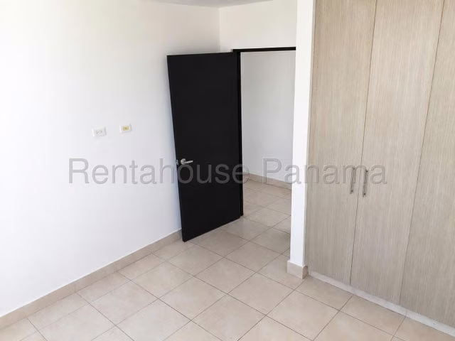 J1779GRR Venta de Apartamento en Edison Park - Imagen 3