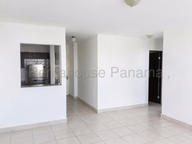 J1779GRR Apartment for Sale in Edison Park