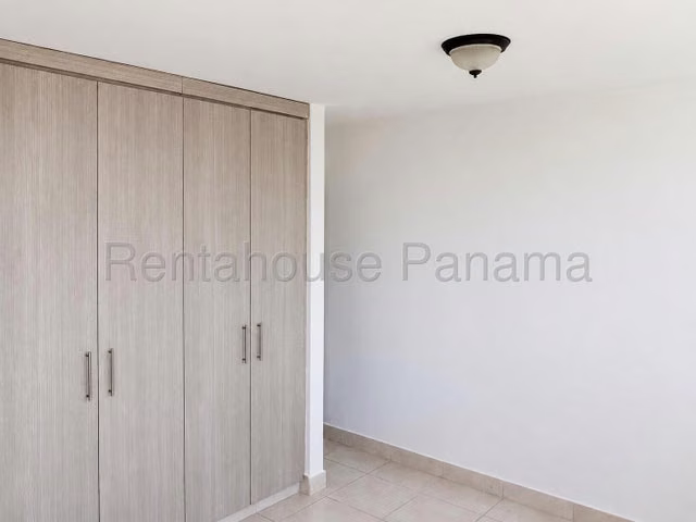 J1779GRR Venta de Apartamento en Edison Park - Imagen 7