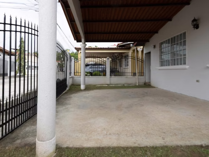 Casa en Venta Brisas del Golf Ciudad de Panamá 27SPCG1025 - Imagen 5