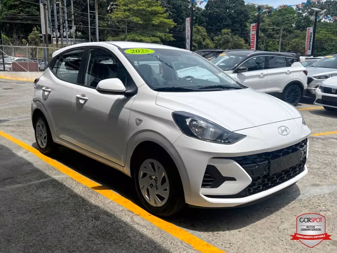 Hyundai Grand i10 HB 2025 Automática EJ9606 - Imagen 3