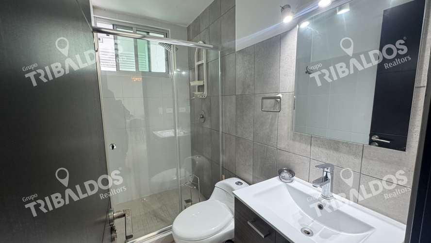 SE VENDE EN MIDPARK CON 2 ESTACIONAMIENTOS Y 1 DEPOSITO - Imagen 10