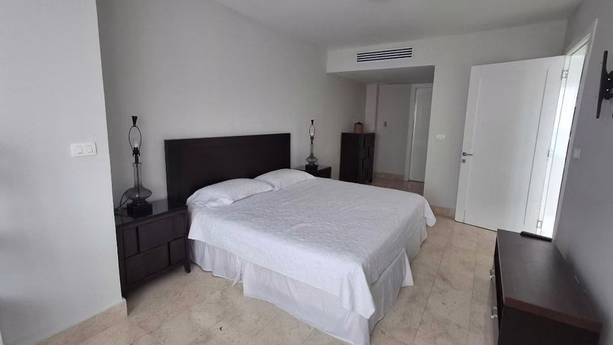 PH YOO PANAMA SE ALQUILA APARTAMENTO AMOBLADO UNA RECAMARA VISTA AL MAR