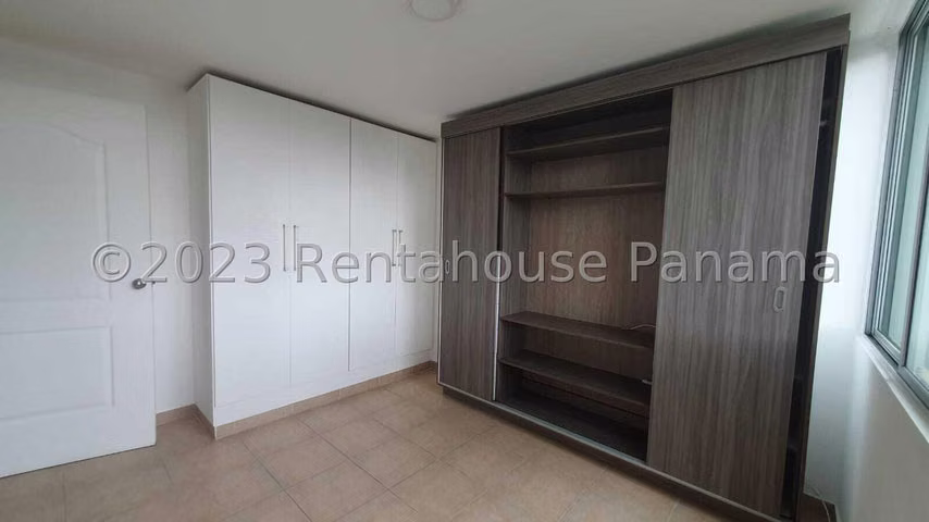 I5457GRR Venta de Apartamento en Carrasquilla