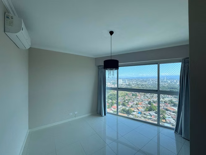 Alquiler de Apartamento en Coco del Mar - Imagen 9