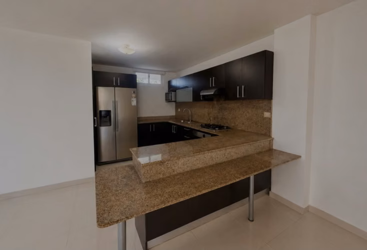 Venta remate de apartamento de 4 habitaciones. Sin intermediario - Imagen 2