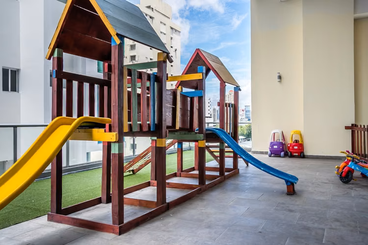 ALQUILO APARTAMENTO AMOBLADO EN SAN FRANCISCO, 2 RECAMARAS, 95M2.