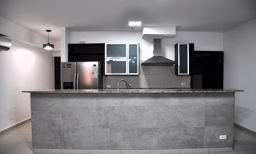 Vendo PH Premiun Tower  $339,000
