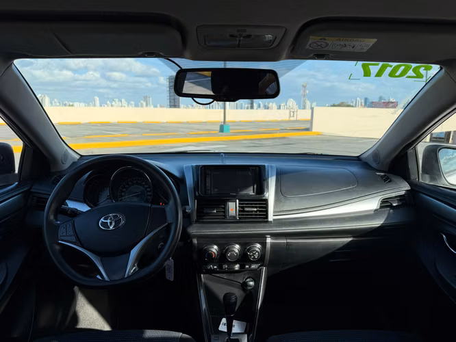 TOYOTA YARIS 2017 8,500.00$ - Imagen 9
