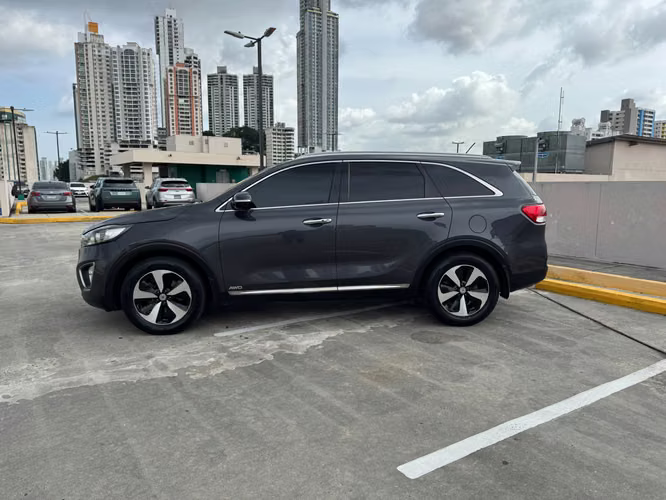 KIA SORENTO AWD 2017 11,900.00$ - Imagen 7