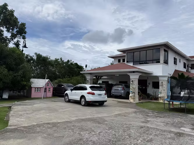 Se alquila amplia casa  2 plantas Boqueron cercada amoblada 2,500.00