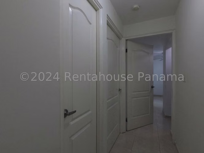 I8254GRR Venta de Apartamento en Edison Park
