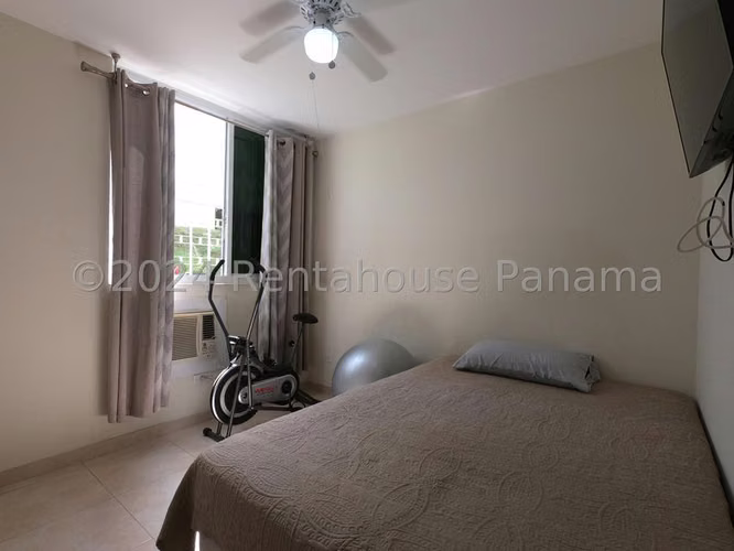 I8254GRR Venta de Apartamento en Edison Park