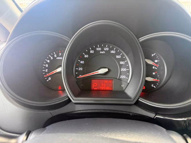 Kia Rio 2017 - Imagen 12