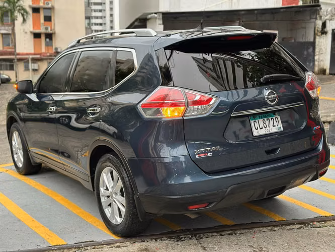 NISSAN XTRAIL - Imagen 4