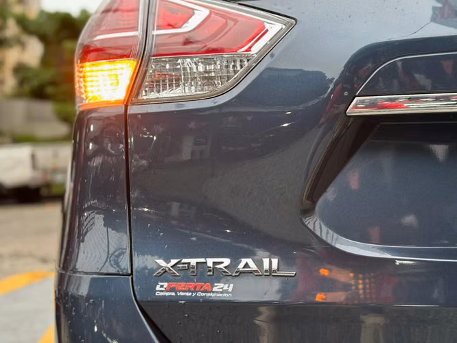 NISSAN XTRAIL - Imagen 7