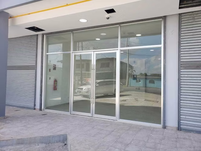 ALQUILER LOCAL COMERCIAL CIUDAD RADIAL