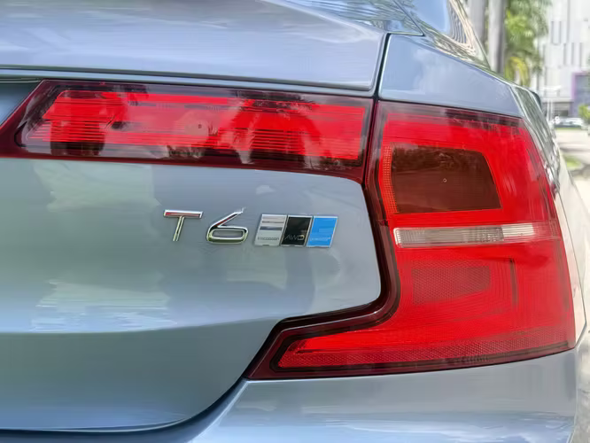 Volvo S90 Inscription 2017 a solo $14,900 - Imagen 4