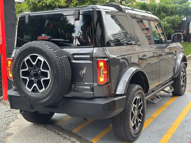 FORD BRONCO OUTER BANKS - Imagen 4