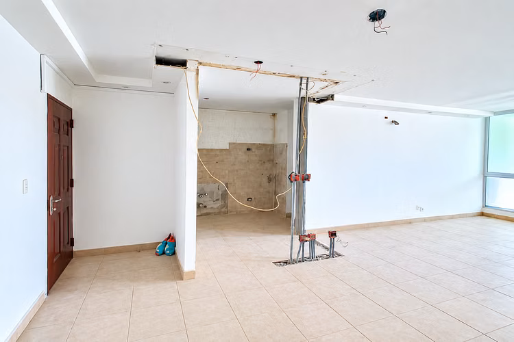Apartamento en Costa del Este I línea blanca I 3 Rec I con terraza y 2 parking