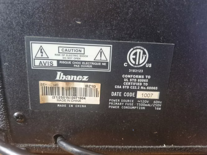 Kit de guitarra eléctrica Ibanez Gio (muy poco uso)  - Imagen 13
