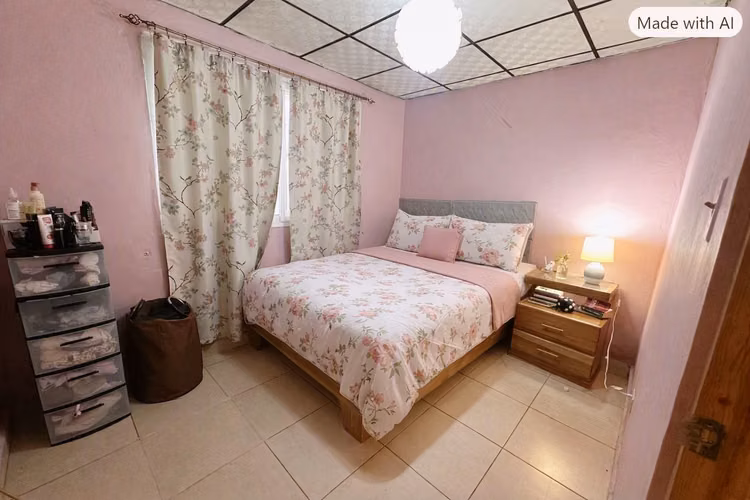 ¡CASA EN VENTA EN ALMIRANTE, BOCAS DEL TORO!