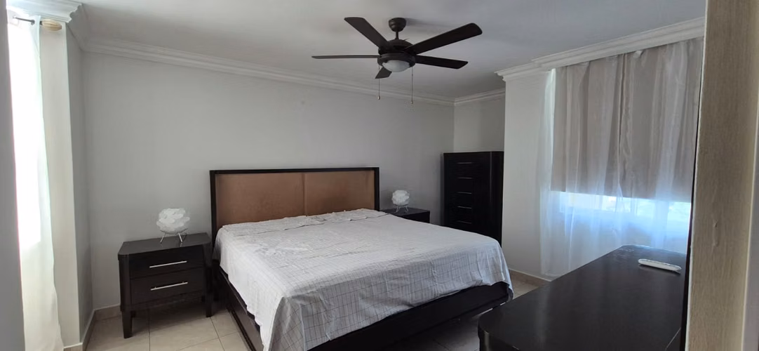 Alquilo Apartamento en Obarrio DC