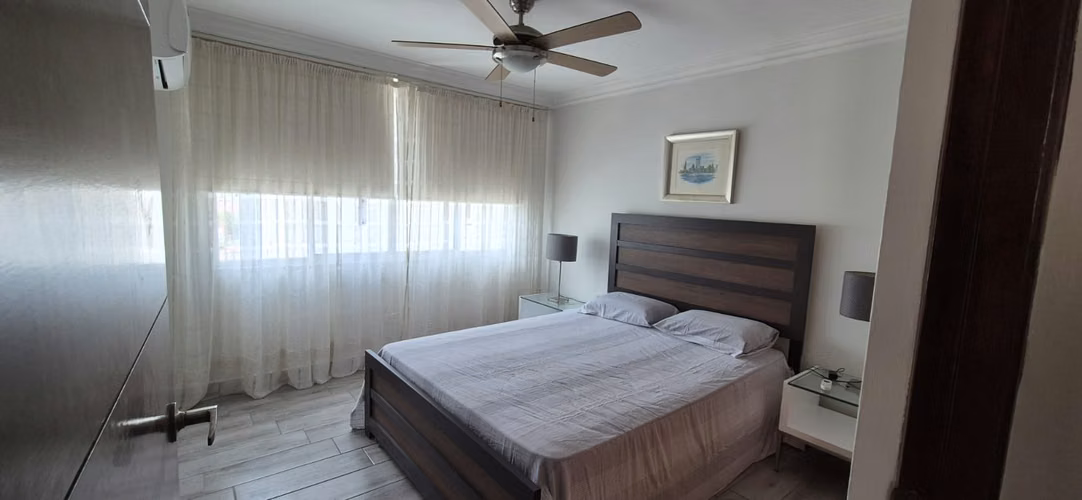 Alquilo Apartamento en Obarrio DC