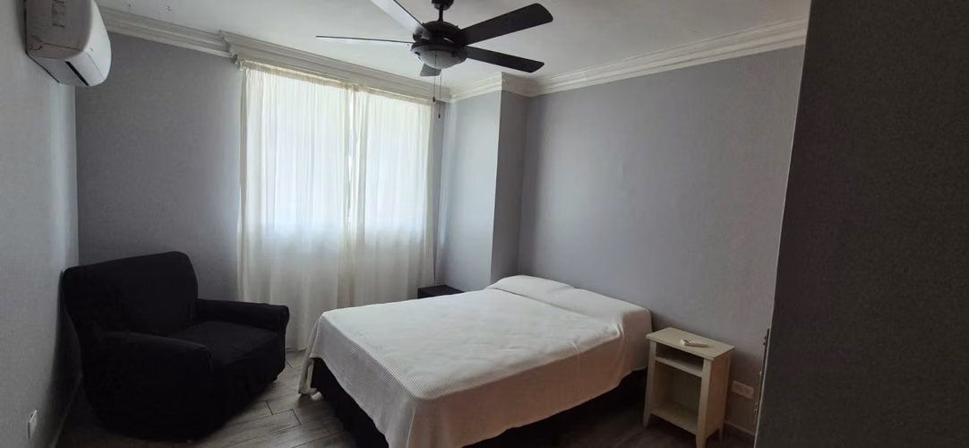 Alquilo Apartamento en Obarrio DC