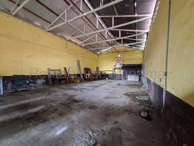 Warehouse for Sale Colón - YD