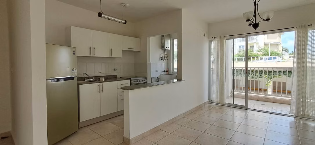 GANGA vendo apartamento en playa dorada - Imagen 9