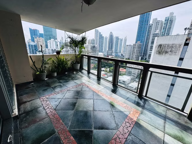 EXCLUSIVO APARTAMENTO EN EDIFICIO RITZ – PAITILLA - Imagen 13