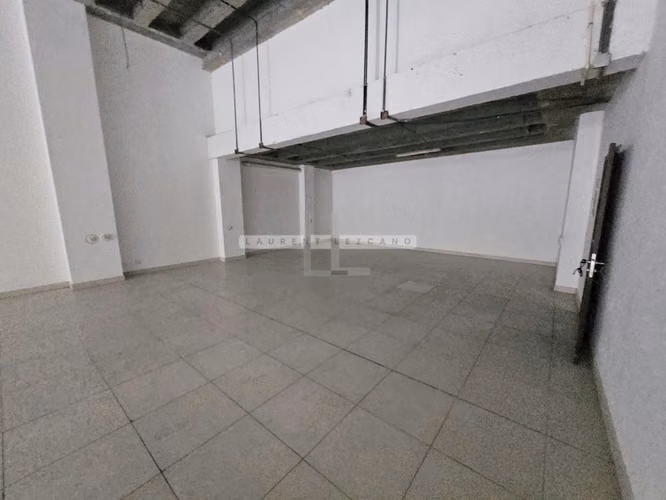 Venta de Local Comercial en Calle 50 Planta Baja. Haga una oferta - Imagen 4
