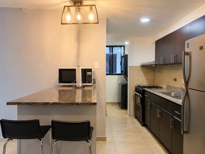 ALQUILER DE APARTAMENTO AMOBLADO EN CONDADO DEL REY - Imagen 2