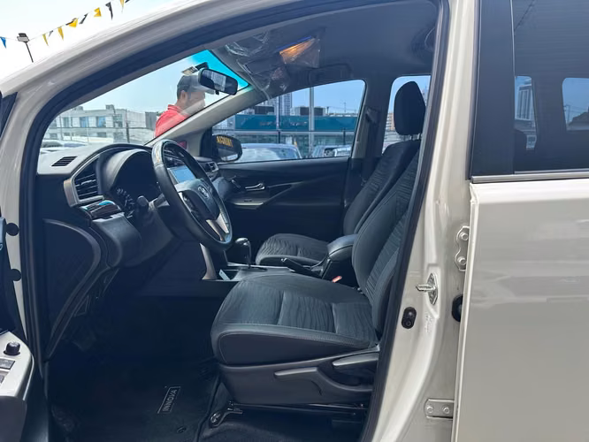 Toyota Innova 2022 - Imagen 5