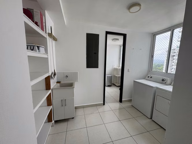 ALQUILER DE APARTAMENTO AMOBLADO EN CLAYTON  - Imagen 4