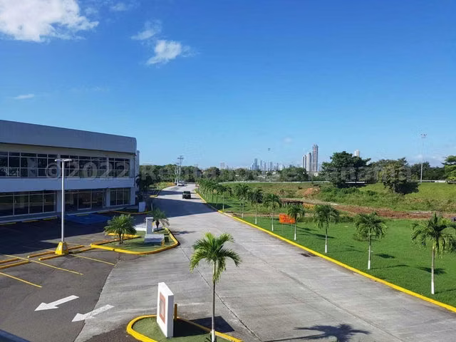 I5330GRR Venta de Local Comercial en Costa Sur - Imagen 5