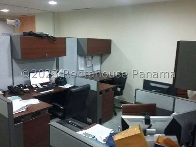 I5396GRR Venta de Oficina Comercial en Bellavista - Imagen 9