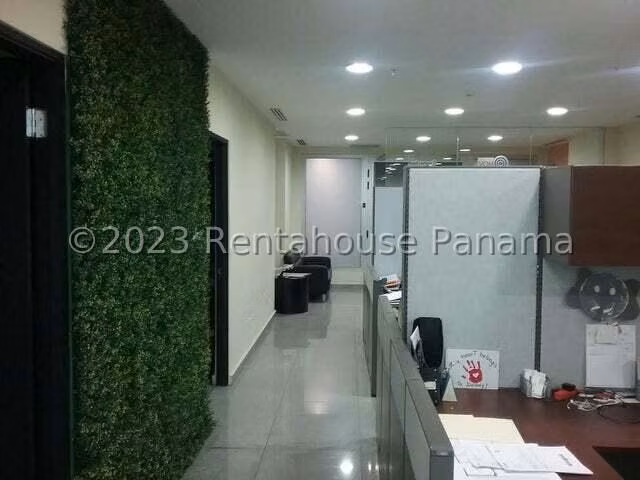 I5396GRR Venta de Oficina Comercial en Bellavista - Imagen 7