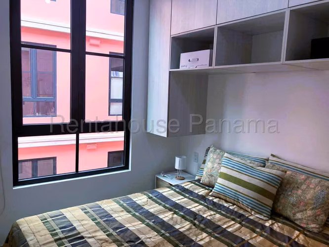 Alquiler apartamento amoblado en Casa Korsi, Santa Ana | VIK-27-745